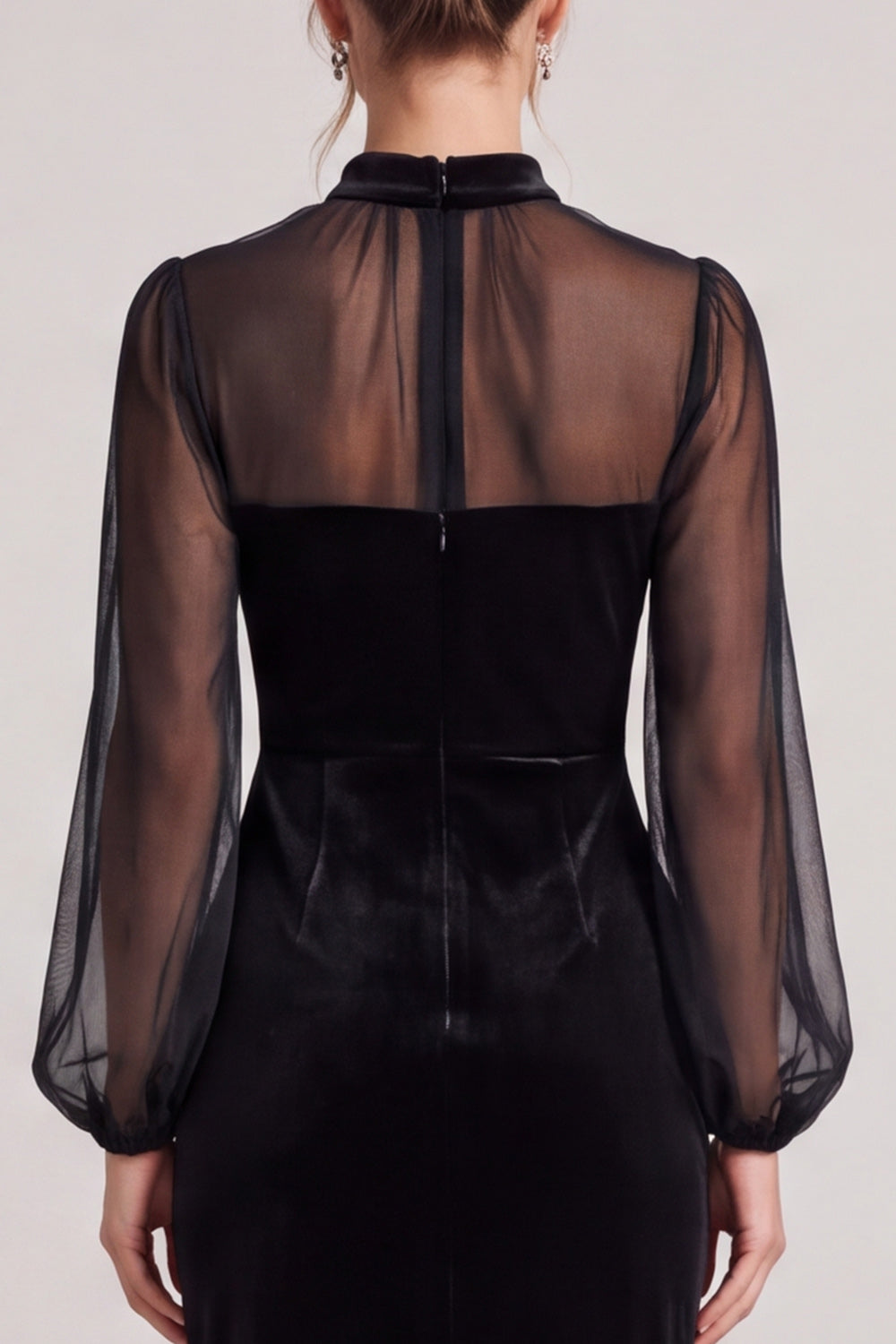 Lorelai Velvet Long Sleeve Midi Dress in Black