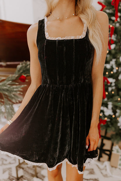 Cleo Velvet Dress with Square Neck and Flared Skirt
