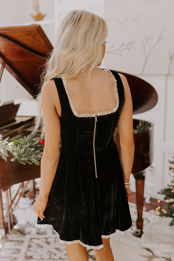 Cleo Velvet Dress with Square Neck and Flared Skirt