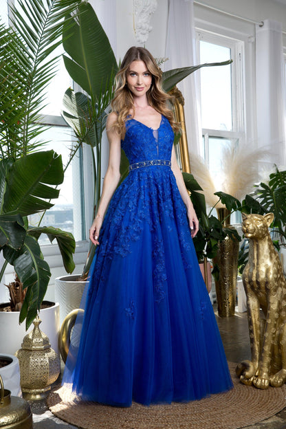 Joelle Formal Gown with Sweetheart Neck and Tulle Skirt