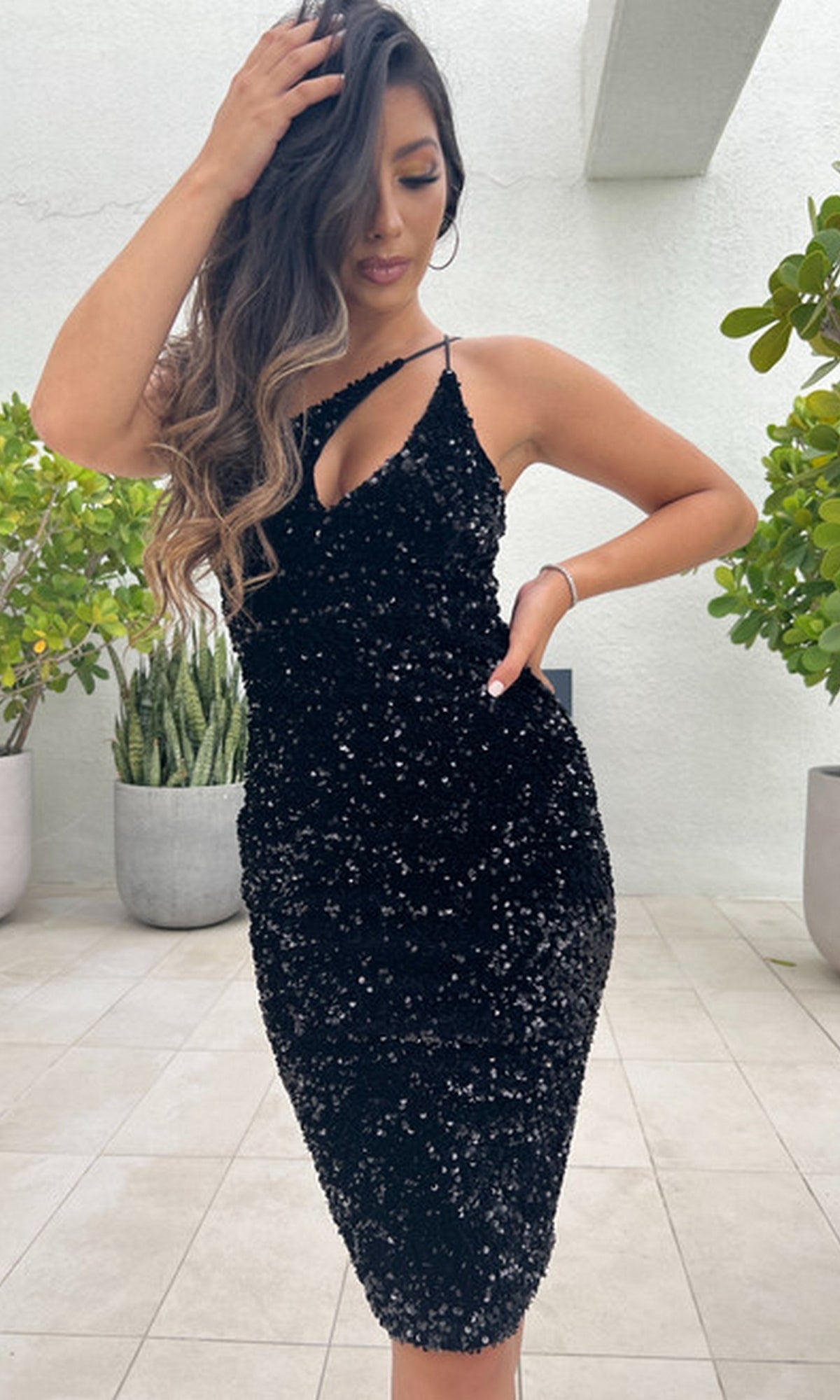 Saffron Sequin Dress with One Shoulder and Cutout