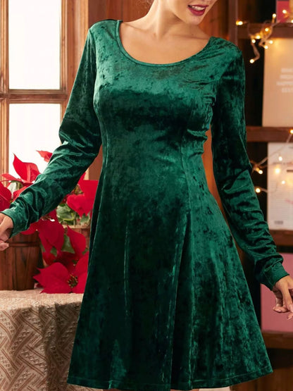 Liesel Velvet Dress with Round Neck and Flared Skirt