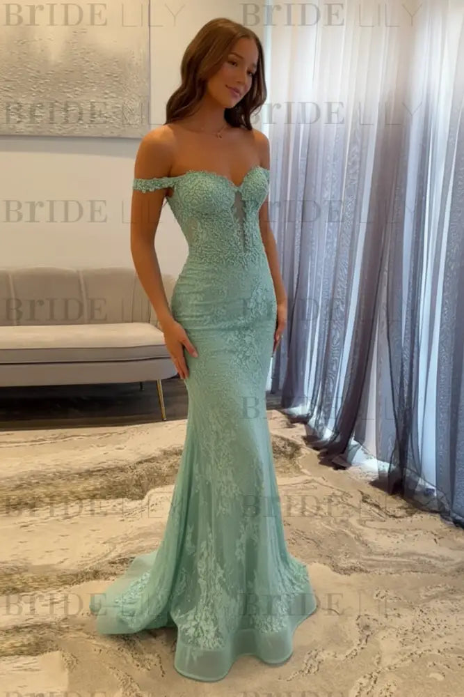 Esmee Off-Shoulder Velvet Mermaid Dress