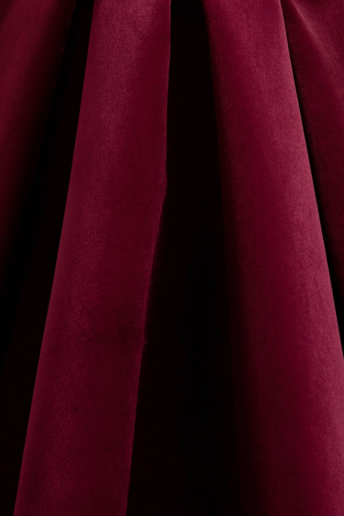Leonie Velvet Dress with Fine Straps and Volume Hem