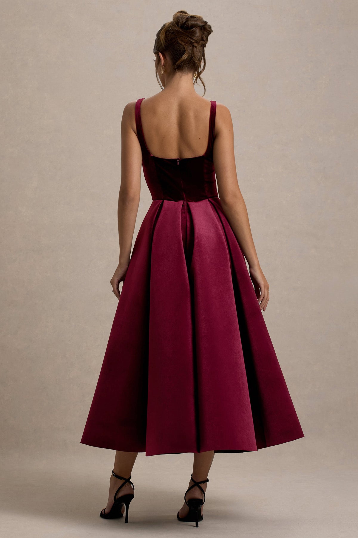 Leonie Velvet Dress with Fine Straps and Volume Hem